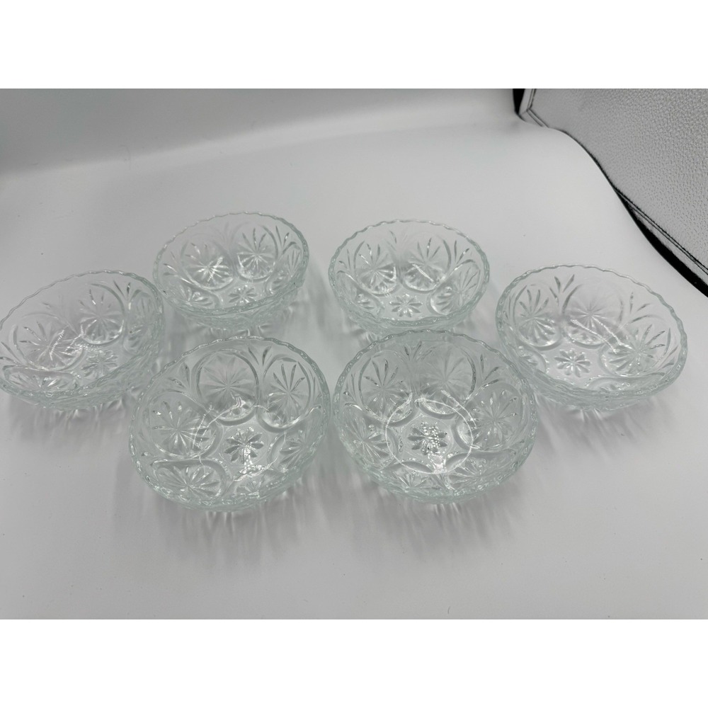 6 Vtg Anchor Hocking Star Cameo Medallion Berry Dessert Bowls 4 1/2"